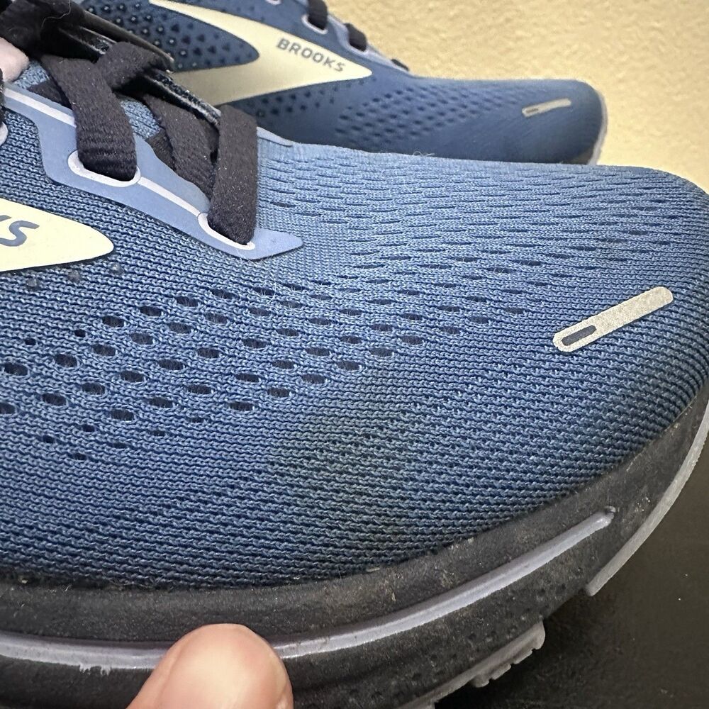 Brooks Adrenaline GTS 22 Blue/Gray Running Athletic Sneakers Women’s 8.5 B EUC - Picture 9 of 12